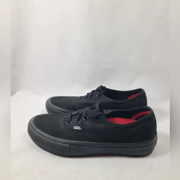 Black pro vans deals